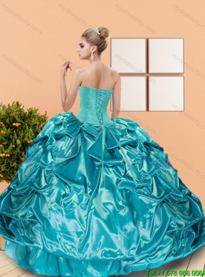 2015 Classical Sweetheart Teal Quinceanera Dresses with Beading and Pick Ups