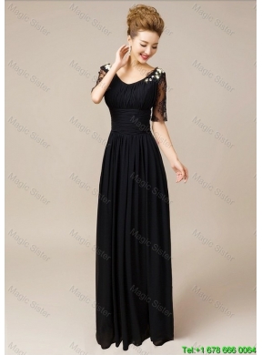 Gorgeous Half Sleeves Laced Black Prom Dresses with V Neck