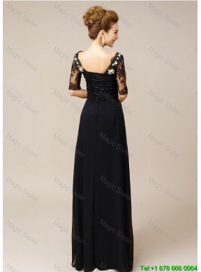 Gorgeous Half Sleeves Laced Black Prom Dresses with V Neck