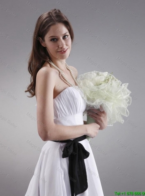 Latest White Strapless Sashes Prom Gowns with Knee Length