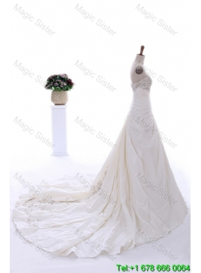 Romantic Embroidery and Beading Wedding Dresses with Court Train