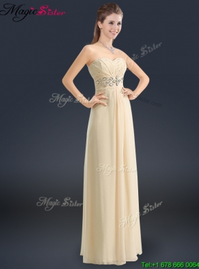 Latest Sweetheart Beading Prom Dresses in Champagne