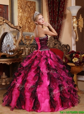 2016  Elegant   Beading and Ruffles Quinceanera Gowns in Black and Red