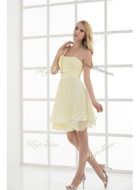 Beautiful  Short One Shoulder Beading and Belt Prom Dresses for Summer