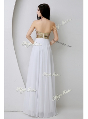 Fashionable Sweetheart White Prom Dresses with Beading and Sequins