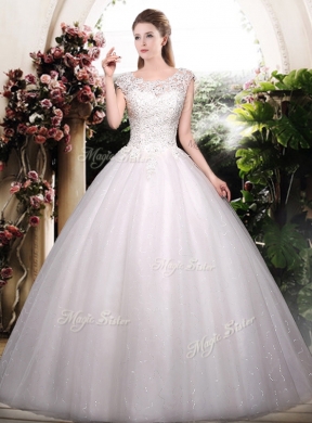 2016 Romantic Ball Gown Scoop Wedding Dresses with Appliques