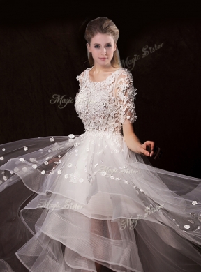 Latest Appliques High Low Wedding Dresses with Short Sleeves