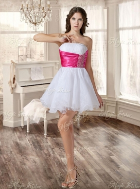 Wonderful Ruffled and Applique Quinceanera Dress and Short Beaded White Dama Dresses