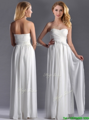 Exquisite Empire Sweetheart Ruched White Long Bridesmaid Dress in Chiffon