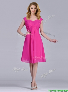 Hot Pink Empire Knee-length Chiffon Ruching Short Dama Dress for Graduation