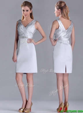 Modern V Neck Belted with Beading Prom Dress in Silver