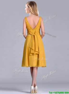 Latest Empire V Neck Ruched Gold Prom Dress in Chiffon