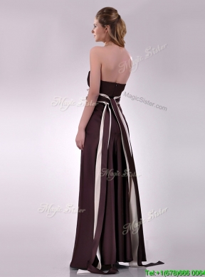 Latest Applique Decorated Waist Brown Mother Dress in Taffeta