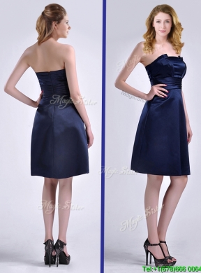 Luxurious Strapless Zipper Up Ruched Prom Dress in Navy Blue