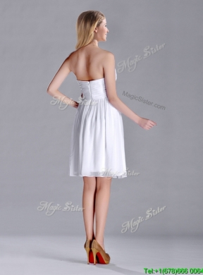 New Discount White Strapless Short Bridesmaid Dress with Hand Made Flowers