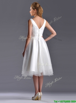 New Style A Line V Neck Hand Crafted Wedding Dress in Tulle