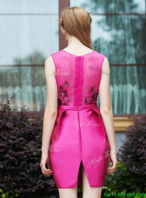 2016 Luxurious Column Scoop Applique Hot Pink Bridesmaid Dress in Satin