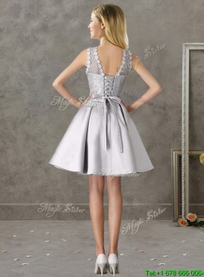 2016 Classical Laced and Bowknot Scoop Dama Dress in Silver