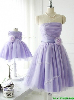 Cheap Handcrafted Flower Tulle Lavender Bridesmaid Dress with Strapless