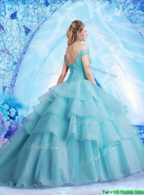 2017 Pretty Brush Train Quinceanera Dress with Beading and Ruffled Layers