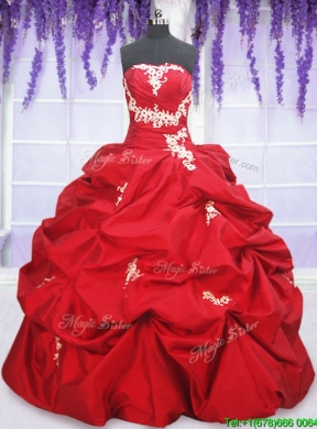 2017 Romantic Puffy Skirt Red Sweet 15 Dress with Appliques and Pick Ups