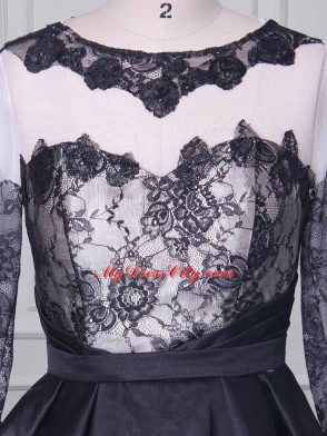 Modest Lace and Appliques Mother of Groom Dress Black Zipper Long Sleeves Mini Length