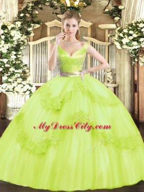 Delicate Yellow Green Ball Gowns V-neck Sleeveless Tulle Floor Length Zipper Beading and Appliques Sweet 16 Quinceanera Dress