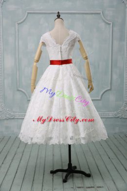 Fantastic White Bridal Gown Wedding Party with Lace and Belt V-neck Short Sleeves Zipper