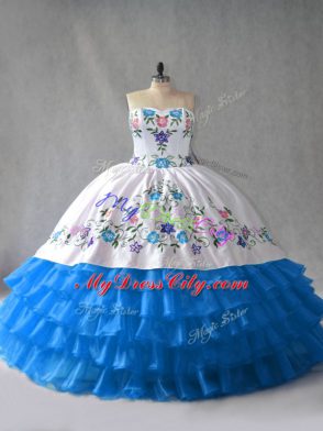 Sleeveless Embroidery and Ruffled Layers Lace Up 15 Quinceanera Dress