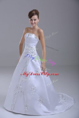 Fabulous Brush Train Ball Gowns Wedding Dresses White Strapless Satin Sleeveless Lace Up