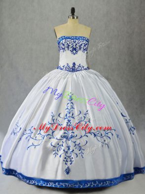 Deluxe Sleeveless Floor Length Embroidery Lace Up Quinceanera Gown with Blue And White