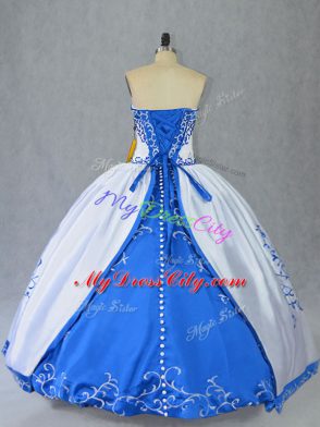 Deluxe Sleeveless Floor Length Embroidery Lace Up Quinceanera Gown with Blue And White