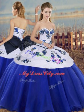 Super Sleeveless Tulle Floor Length Lace Up Ball Gown Prom Dress in Royal Blue with Embroidery and Bowknot