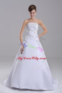 Sophisticated White Sleeveless Taffeta Brush Train Lace Up Wedding Gowns for Wedding Party