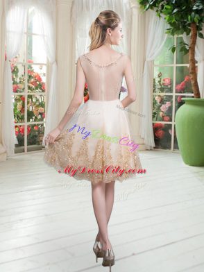 Glamorous Scoop Sleeveless Dress for Prom Knee Length Beading and Appliques Champagne Tulle