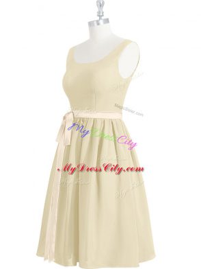 Light Yellow A-line Chiffon Scoop Sleeveless Belt Mini Length Zipper Dress for Prom