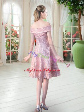 Dazzling Sleeveless Knee Length Zipper Dress for Prom in Pink with Lace