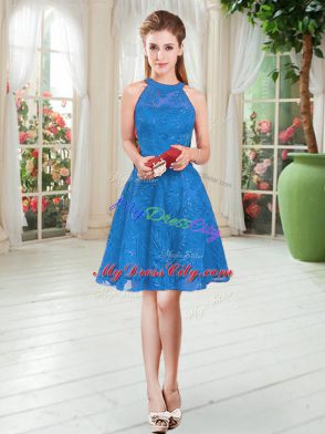 Delicate Blue Sleeveless Lace Knee Length Prom Dresses