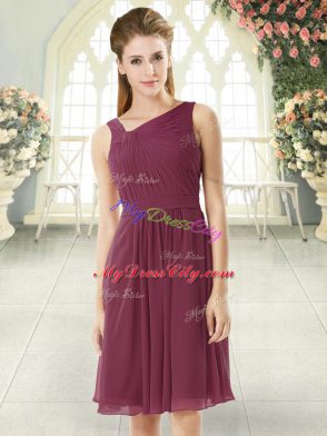 Burgundy Chiffon Zipper Asymmetric Sleeveless Knee Length Dress for Prom Ruching