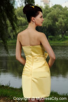 Ruched Yellow Mini Bridesmaid Dress with Bowknot Decorate Waist