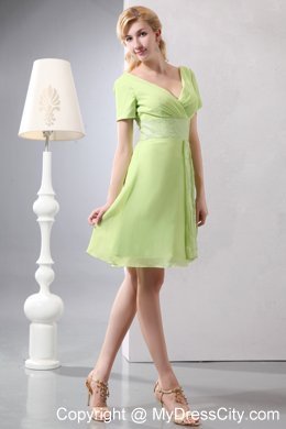 V-neck Yellow Green Short Bridesmaid Dress with Short Sleeves