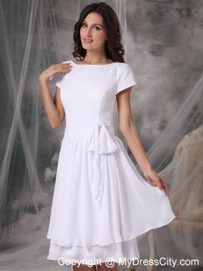 Bateau Knee-length White Chiffon Short Sleeves Bridesmaid Dress