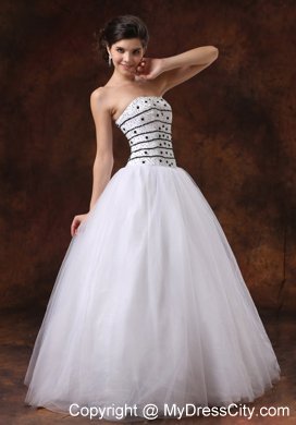 Cheap White Ball Gown Beaded Tulle Prom Dress with Strapless