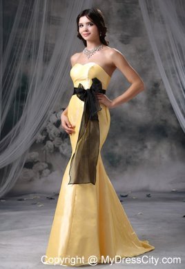 Mermaid Yellow Sweetheart Maid of Honor Dress with Black Sash