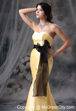 Mermaid Yellow Sweetheart Maid of Honor Dress with Black Sash