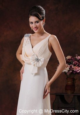 V-neck Chiffon Watteau Train Prom Dress With Beaded Bow