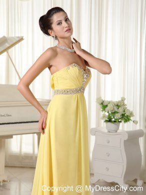 Beaded Waist Sweetheart Light Yellow Homecoming Dress