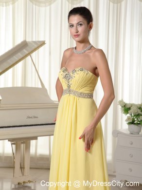 Beaded Waist Sweetheart Light Yellow Homecoming Dress