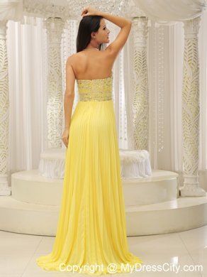 Yellow Sweetheart and Beaded Decorated Bust Pleated Prom Dress