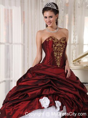 Classical Sweetheart Appliques Colorful Pick Up Quinceanera Gowns